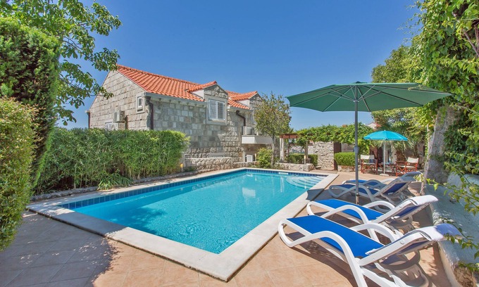 Gornji Kono Villa | Villa Mia