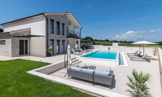 Marcana Casa | Villa Milla ***** con piscina, a 7 km del mar, barbacoa, wifi gratuito