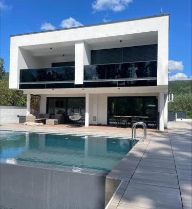 Bihac Casa | Villa Modern