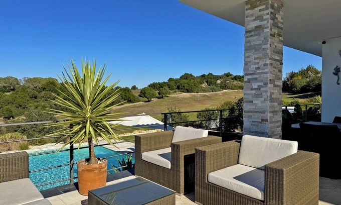 Jerez de la Frontera Villa | Villa Montecastillo - Ole Solutions