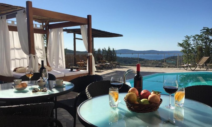 Lozisca Villa | Villa Monica