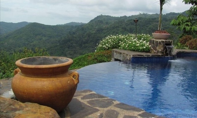 Cascada Azul Villa | Villa Mountain Serenity, Lovely Panoramic Valley & Ocean View!