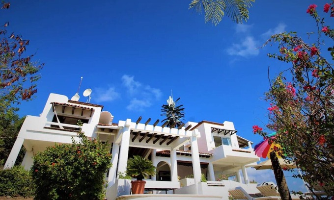 Puerto Ángel Cama Y Desayuno | Villa Mykonos / Double DeluxeVilla Mykonos / Double DeluxeVilla