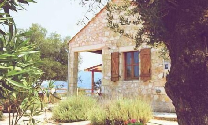 Evreti Casa | Villa Mystique - Encantador, sereno con piscina y mágicas vistas al mar.