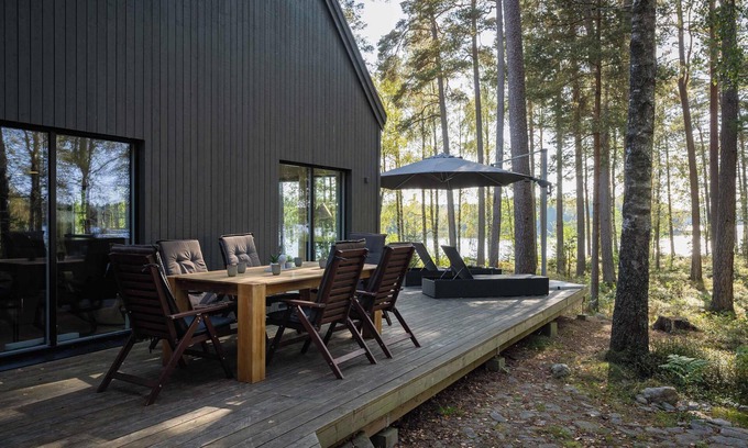 Gallstad Casa | Villa Nabben - strong pines, lakeview and beach