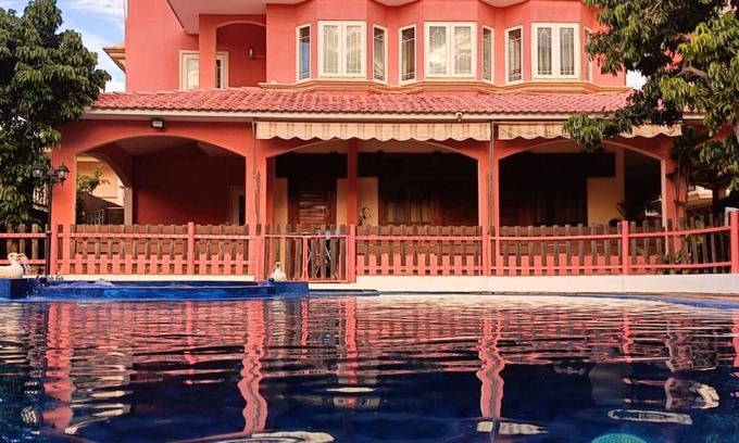 Flic-en-Flac Villa | Villa Nass