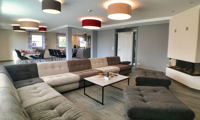 Buetgenbach Casa | Villa Natica -Nueva villa de lujo con 3 dormitorios y piscina.