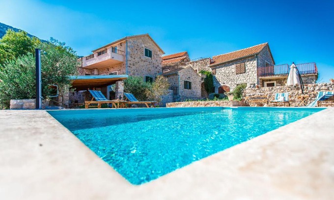 Pitve Villa | Villa Natura