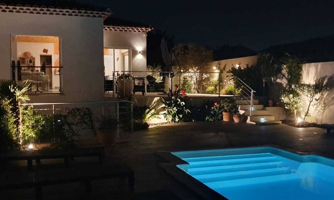 Sollies Pont Villa | Villa Neuve Avec Piscine Proche Hyères et Toutes Commodités