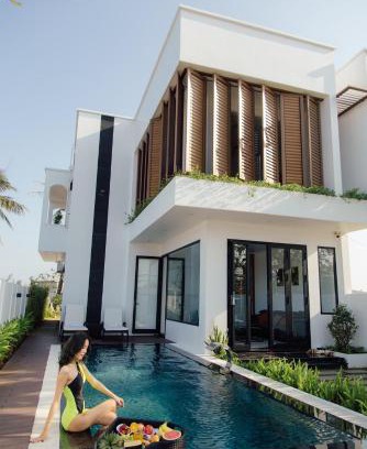 Thuan An Casa | Villa nguyên căn 4 phòng ngủ, cạnh biển Thuận An Rabbit Home Villa