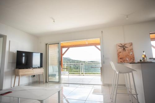 Pointe-Noire Villa | Villa Nia - PointeNoire - Vue mer & montage