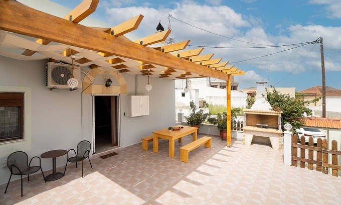 Fanai Villa | Villa 'Nikolaos' con vistas al mar, Wi-Fi y aire acondicionado