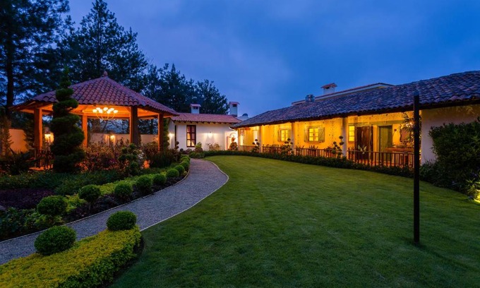 San Sebastián del Oeste Hotel | Villa Nogal Hotel Boutique & Vista