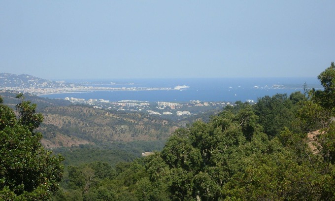Les Adrets-de-l'Esterel Casa | Villa de 240 m2, de 10 a 15 personas, magnífica vista al mar.