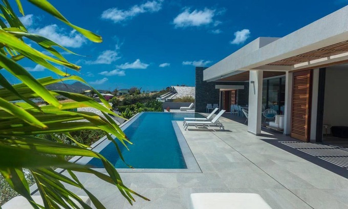 Orient Bay Villa | VILLA O Orient Bay Saint Martin, lujosa villa con vistas a St Barts