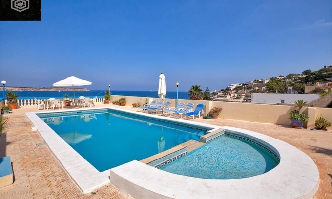 Santa Maria Estate Villa | Villa con fantásticas vistas al mar 4 dormitorios Aire acondicionado Sueño 9/11 personas