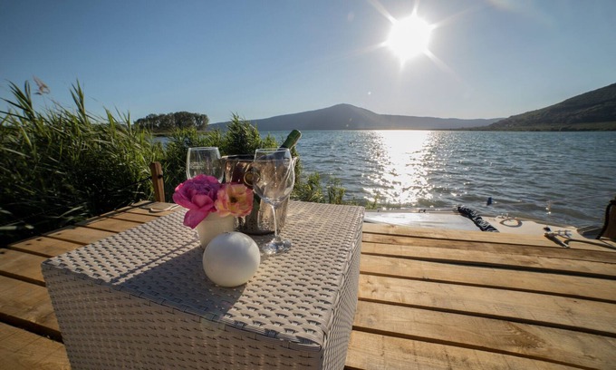Caprarola Villa | Villa en el lago de Vico