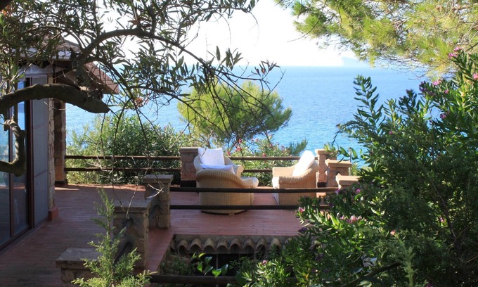 Alghero Villa | VILLA EN EL MAR CON PISCINA AL AIRE LIBRE Y ACCESO PRIVADO AL MAR