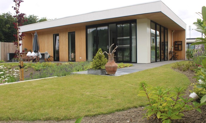 Zeewolde Villa | Villa con jacuzzi en el agua cerca de Harderwijk
