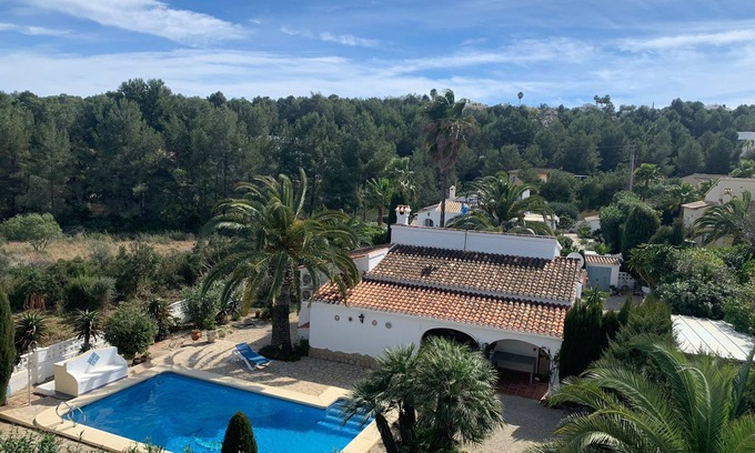 Tarraula Villa | Villa en terreno arbolado, zona tranquila, piscina 9x4, a 7 min de la playa