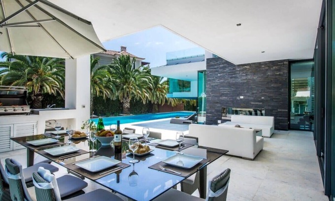 Figueiral Villa | Villa Orla Deluxe, Luxury Villa with geo-thermal swimming pool