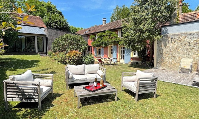 Les Mesnuls Villa | Villa Oscar