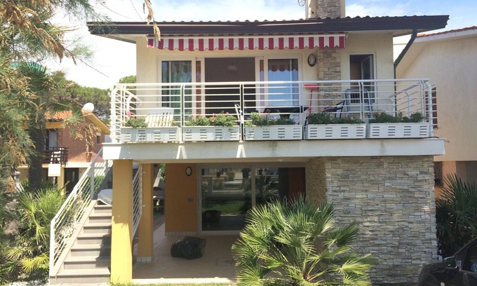 Bibione Chalet De Esquí | PALMA B - Chalet para 5 personas en Bibione