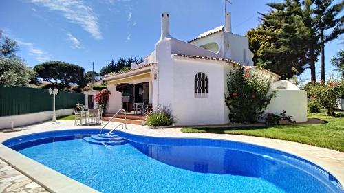 Sesmarias Villa | Villa Palmeira Galé Beach