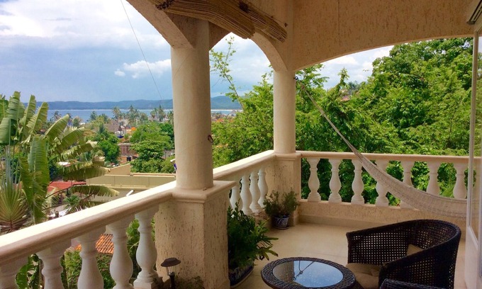 La Manzanilla Apartamento | Villa Paloma: Un alquiler de lujo con vista al mar en México