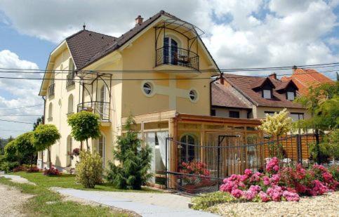 Eger Cama Y Desayuno | Villa Panoráma