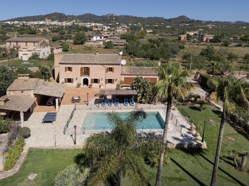 S Horta Chalet De Esquí | Villa para 10 personas con BBQ, piscina y terraza