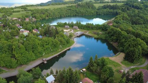 Stiavnicke Bane Apartamento | Villa Paradajs - ubytovanie pri jazere