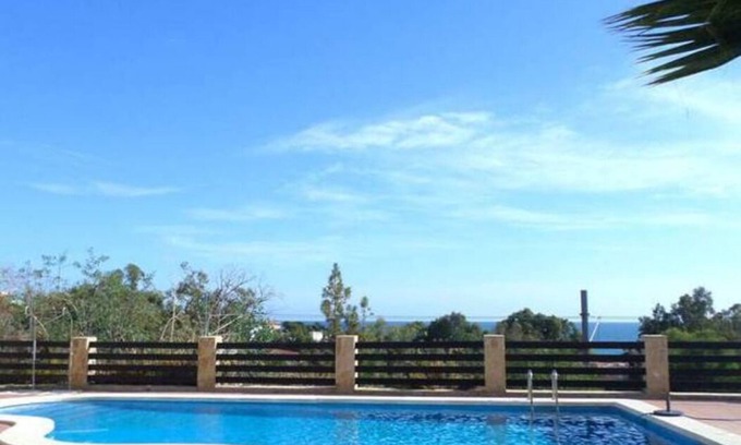 Coveta Fuma Chalet De Esquí | VILLA PARADISE CAMPELLO
