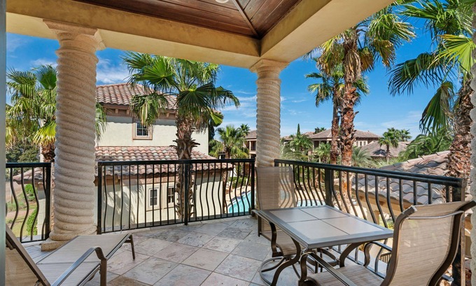 St. Tropez Casa | Villa Paradise! Enjoy the Emerald Coast!