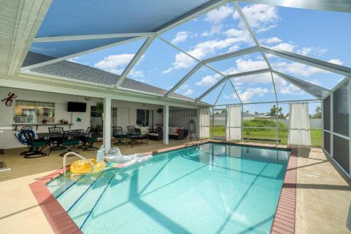 Caloosahatchee Villa | Villa Paradise Getaway