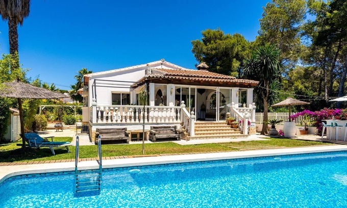 Panorama Villa | Villa Parini con vistas a la montaña, piscina, jardín y Wi-Fi