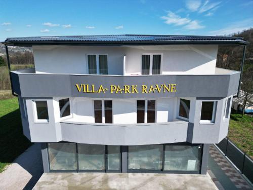 Visoko Apartamento | Villa Park Ravne