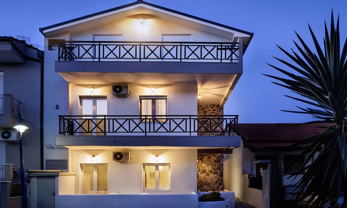 Polichrono Apartamento | Villa Pearl