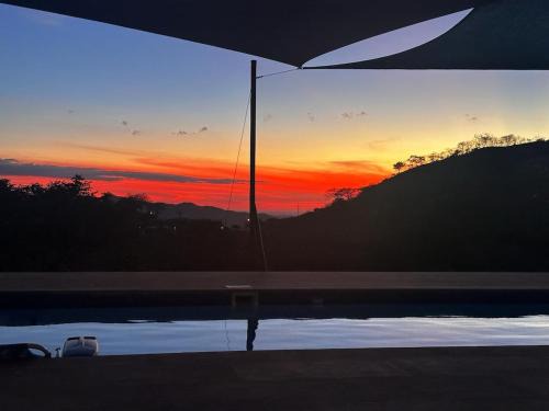 Mercedes Villa | Villa Piedra Cozy mountain house with trail and waterfall