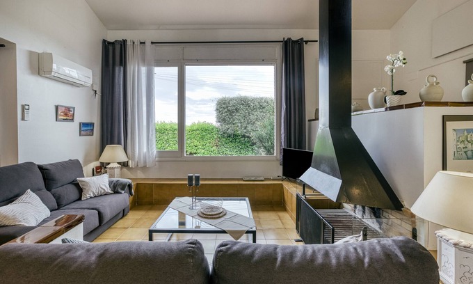 Sant Pere Pescador Villa | Villa "Playa" con piscina compartida y Wi-Fi