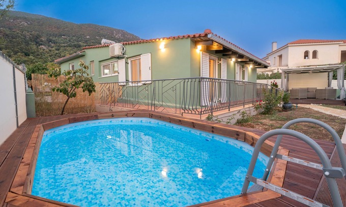 Katapodata Villa | Villa 'Plousia' con vistas a la montaña, Wi-Fi y aire acondicionado