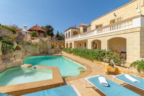 Santa Maria Estate Apartamento | Villa & Pool Apartments in Mellieha Bay