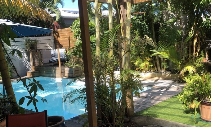 Saint-Pierre De La Reunion Villa | STUDIO, F2, F3, EN CASA Y CARLO MARYLOU