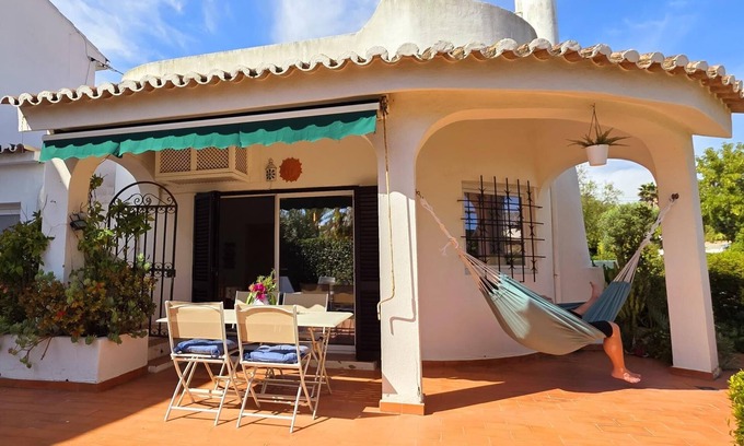 Alporchinhos Cabaña | Villa Porches | Algarve | Playa | Tranquilidad