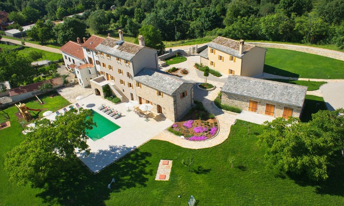 Makovci Villa | Villa Poropati, Groznjan - Finca rústica, piscina para niños, golf, bodas, eventos