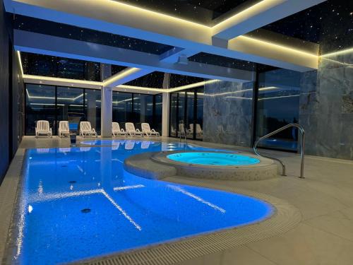 Miedzywodzie Cama Y Desayuno | Villa Posh All Suites Hotel & SPA