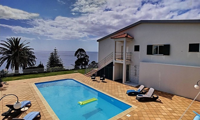 Machico Casa | Villa Prainha by LovelyStay