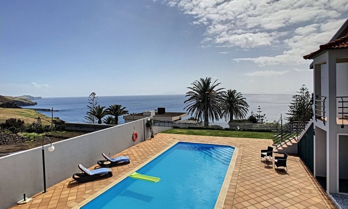 Machico Casa | Villa Prainha by LovelyStay