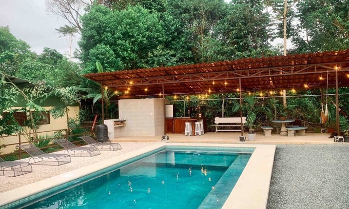 Naranjito Villa | Villa Privada cerca de Playa Manuel Antonio