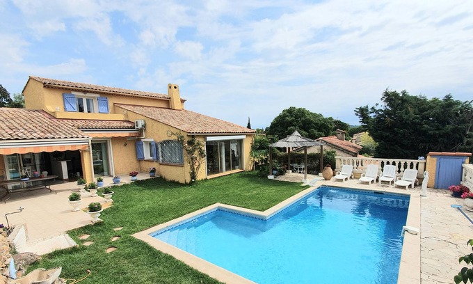 Sollies Pont Villa | Villa Provencale Climatisee - Piscine 45m² - GD. Confort - 13 KM Hyeres - Calme